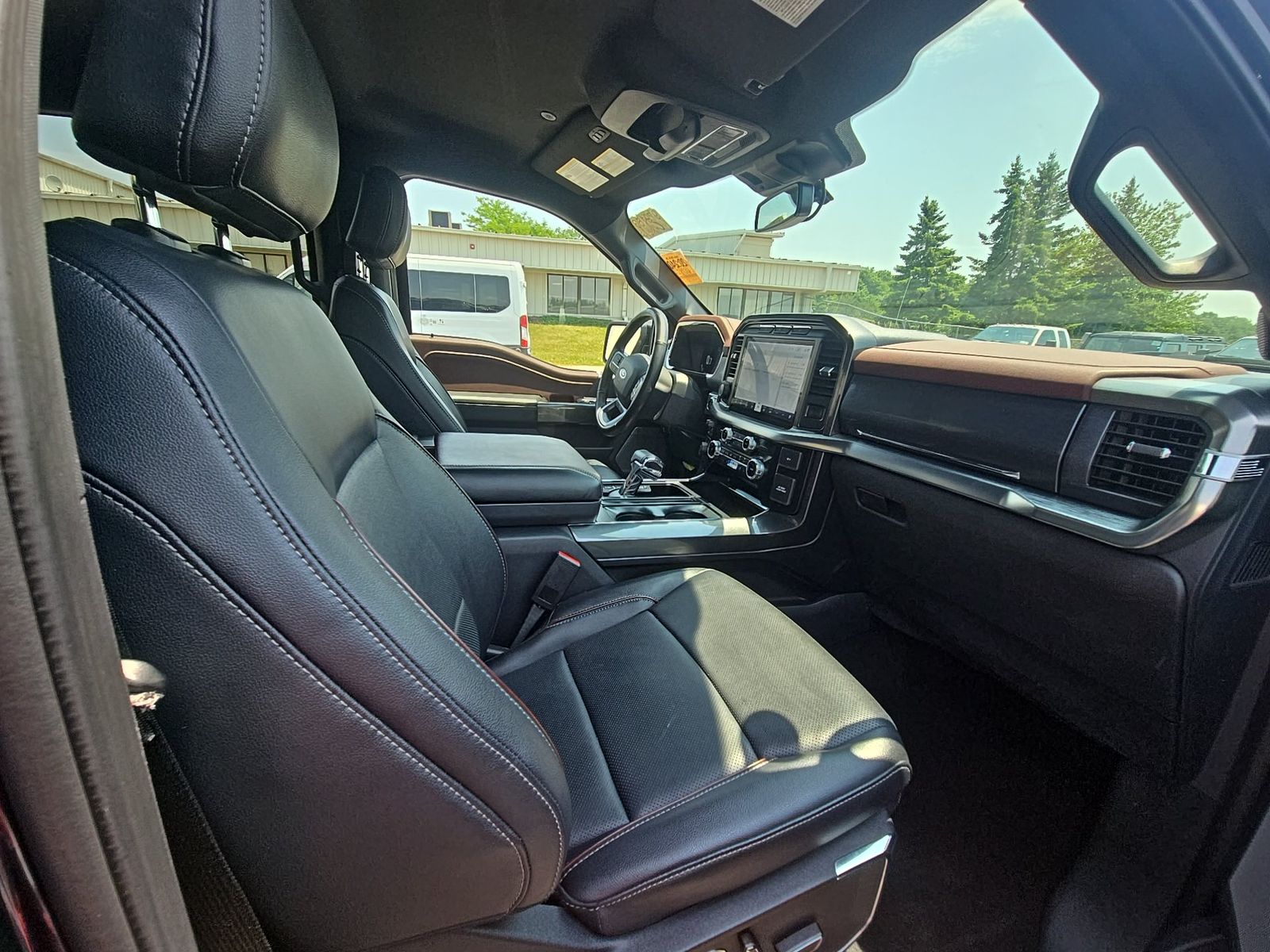 2023 Ford F-150 Lariat AWD