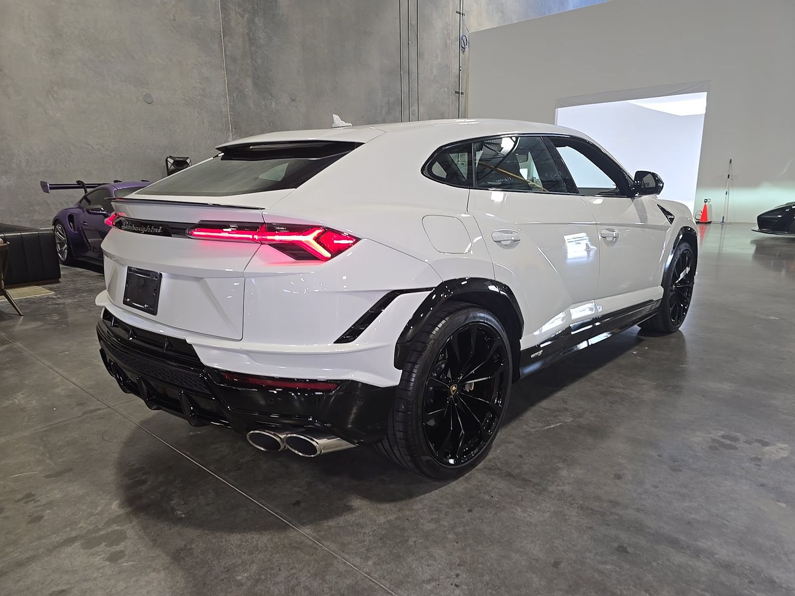2024 Lamborghini Urus S AWD