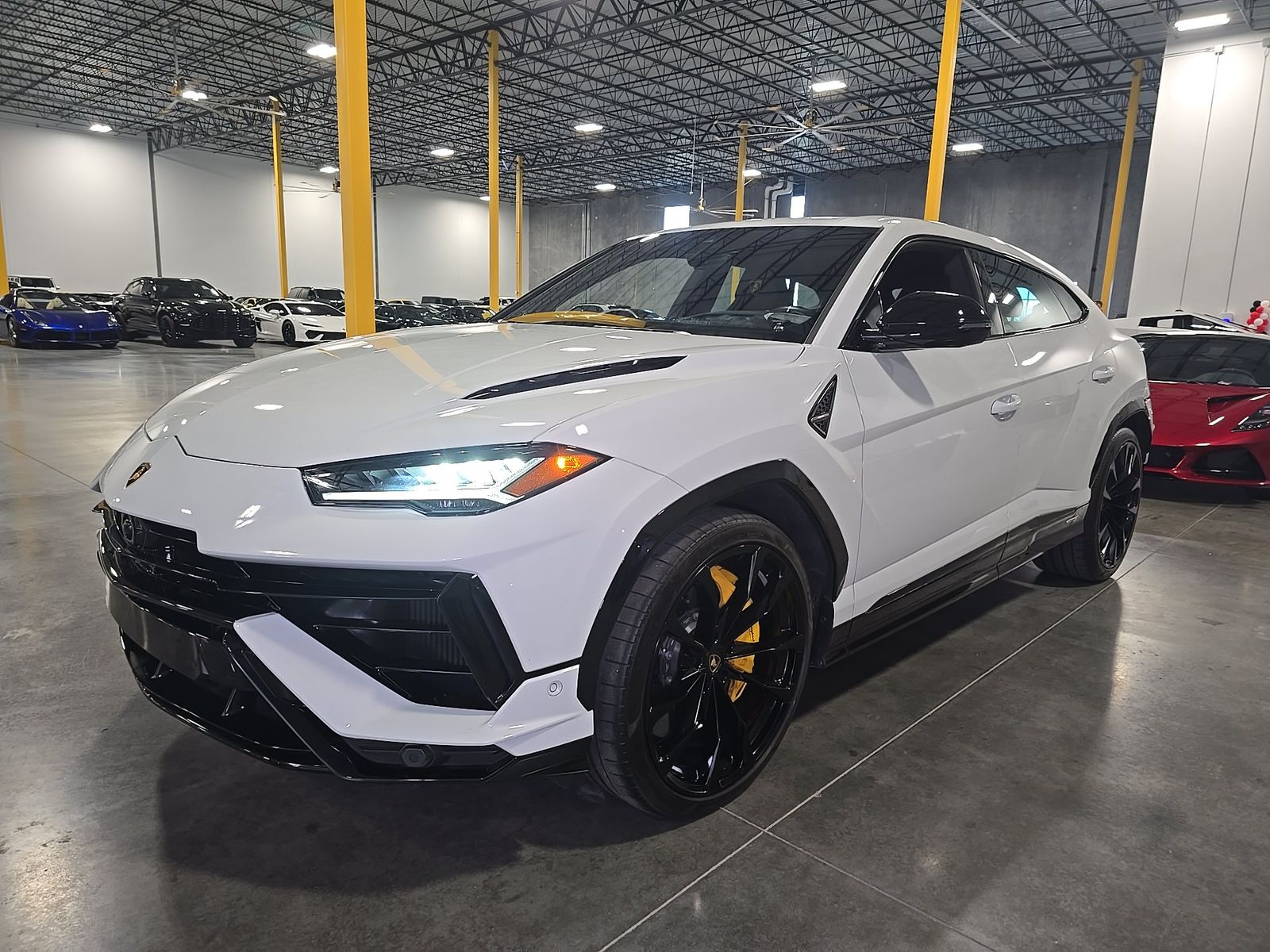 2024 Lamborghini Urus S AWD