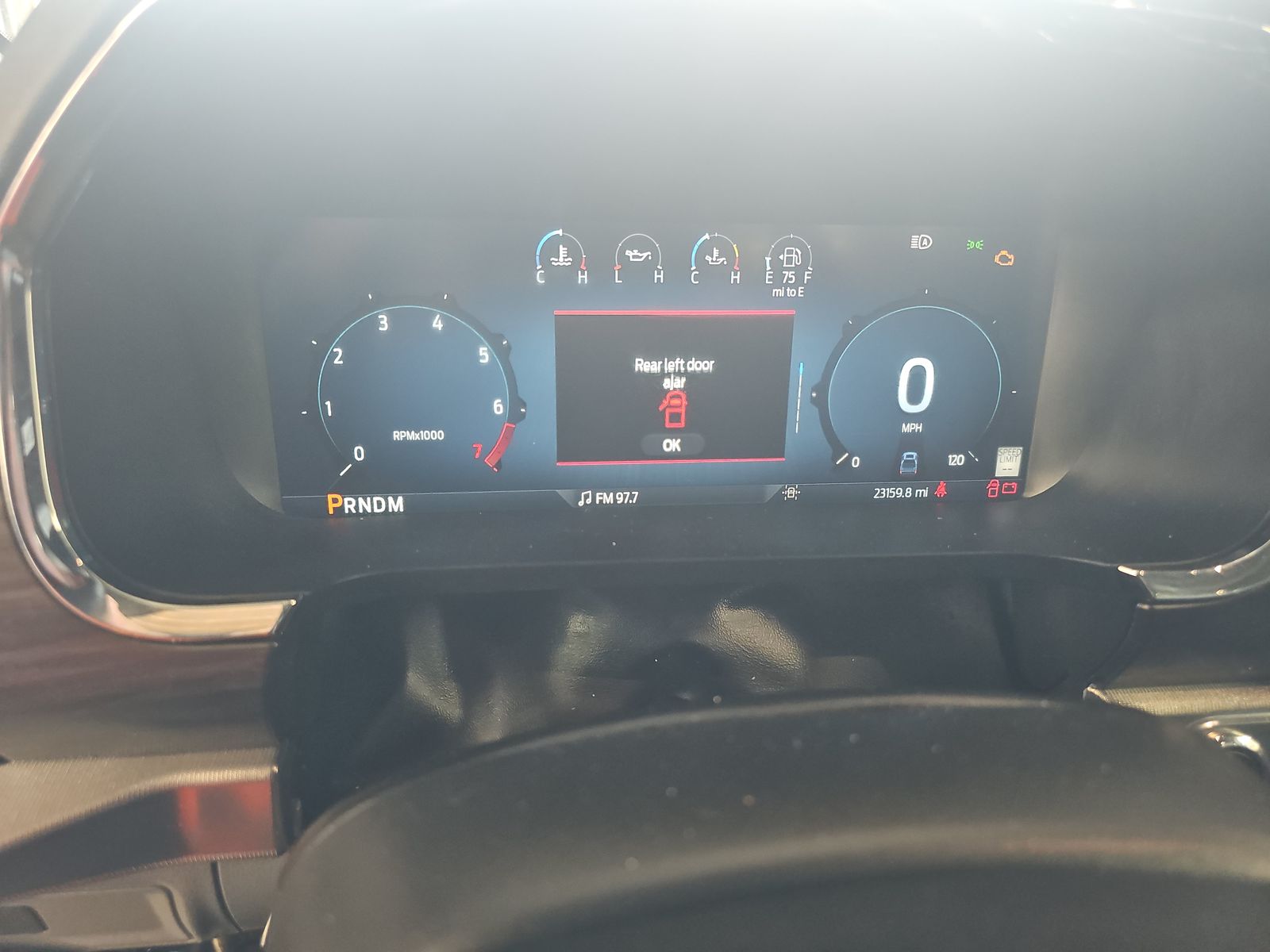2025 Ford F-150 Lariat AWD