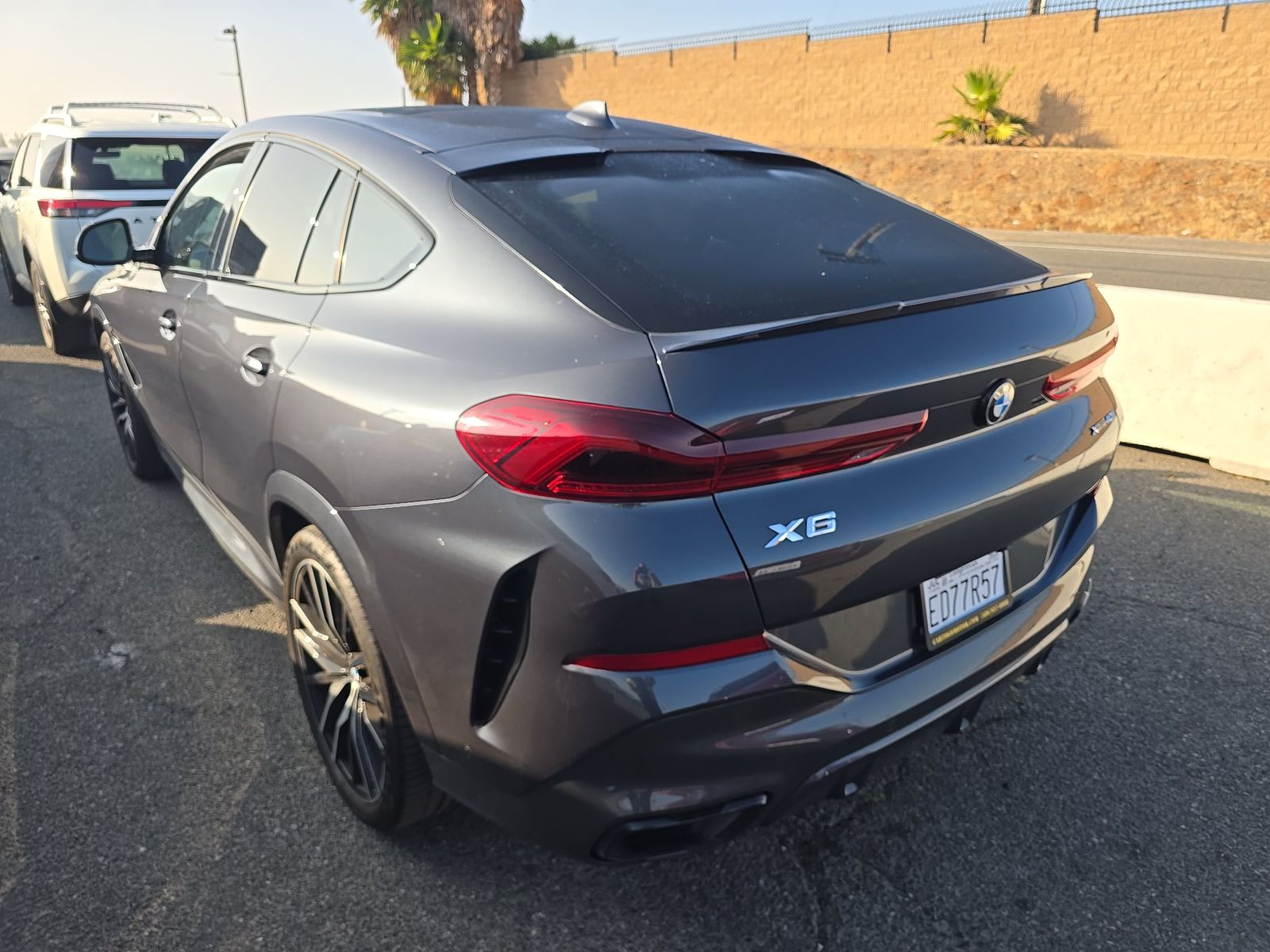 2021 BMW X6 xDrive40i AWD