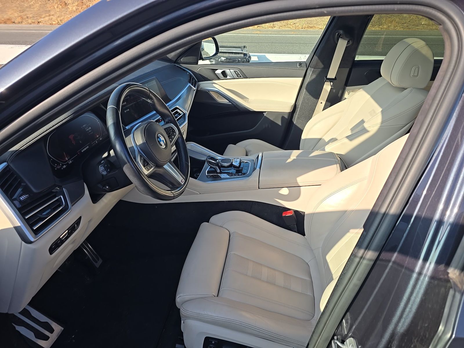 2021 BMW X6 xDrive40i AWD