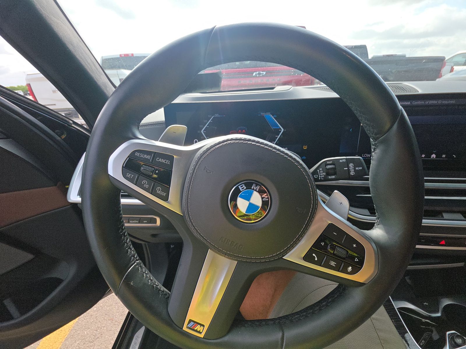 2025 BMW X7 xDrive40i AWD