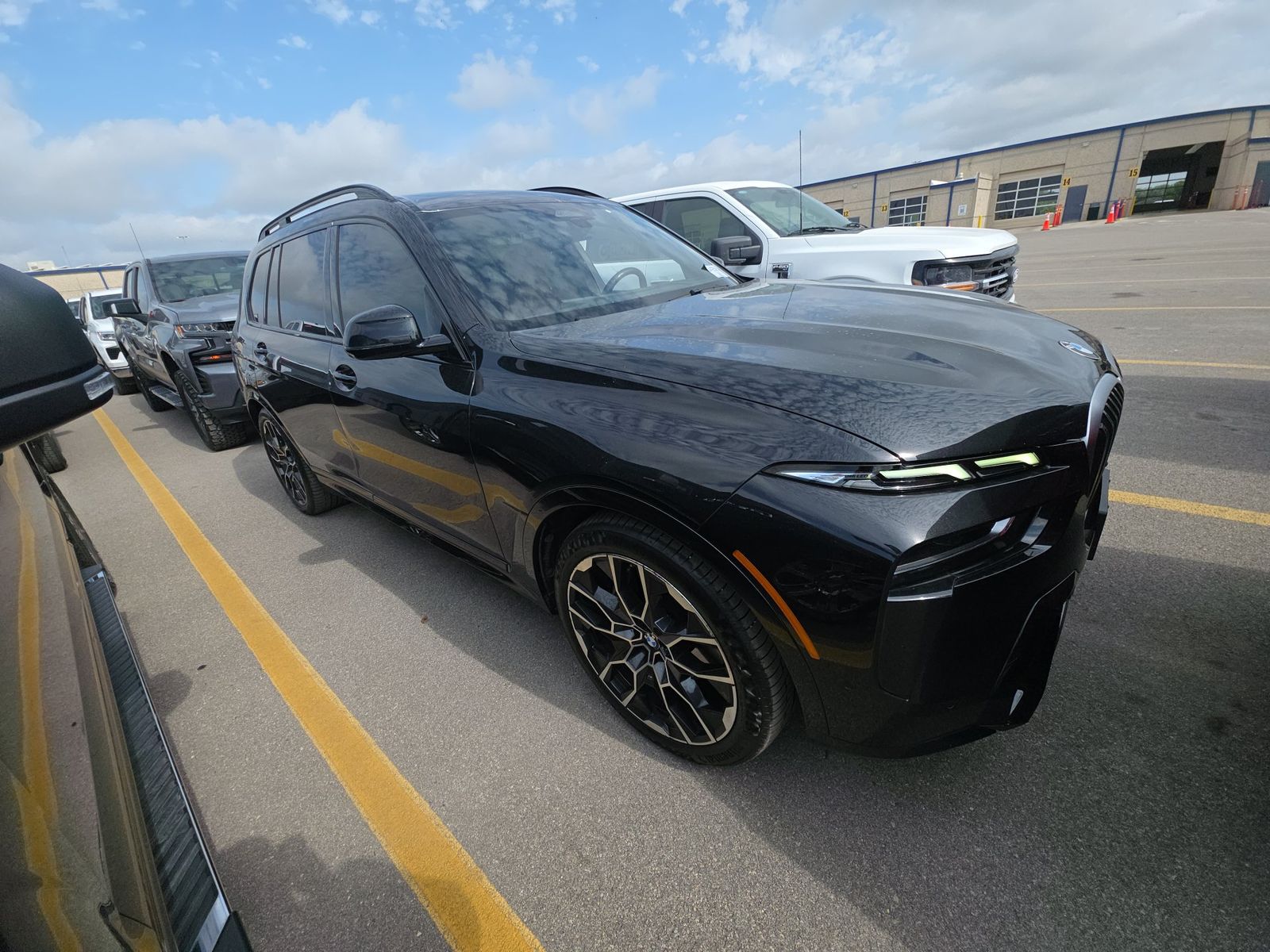 2025 BMW X7 xDrive40i AWD