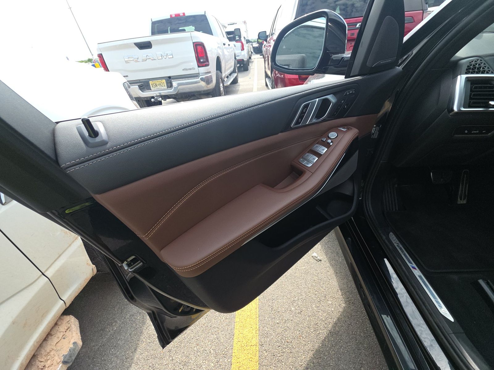 2025 BMW X7 xDrive40i AWD