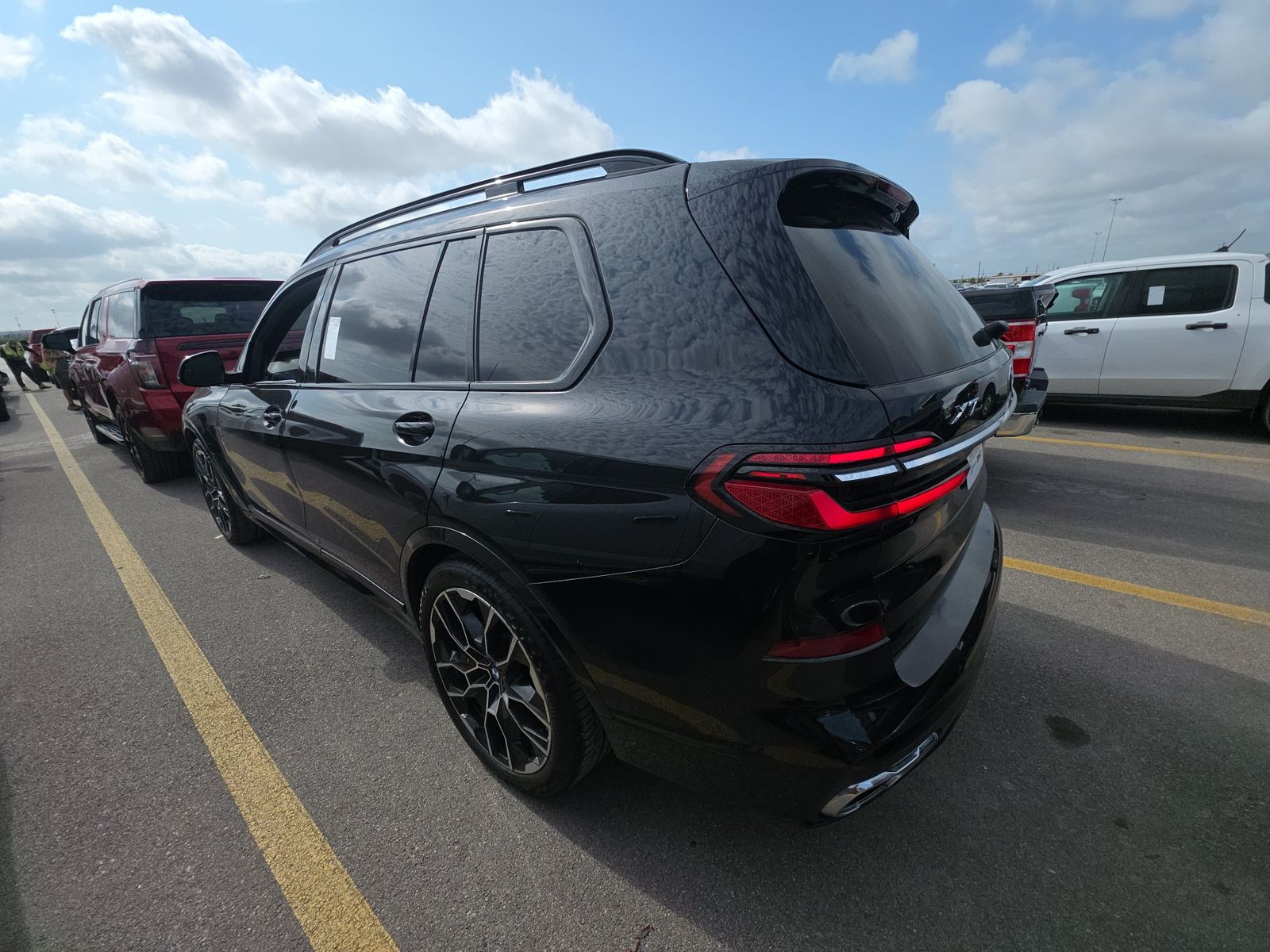2025 BMW X7 xDrive40i AWD