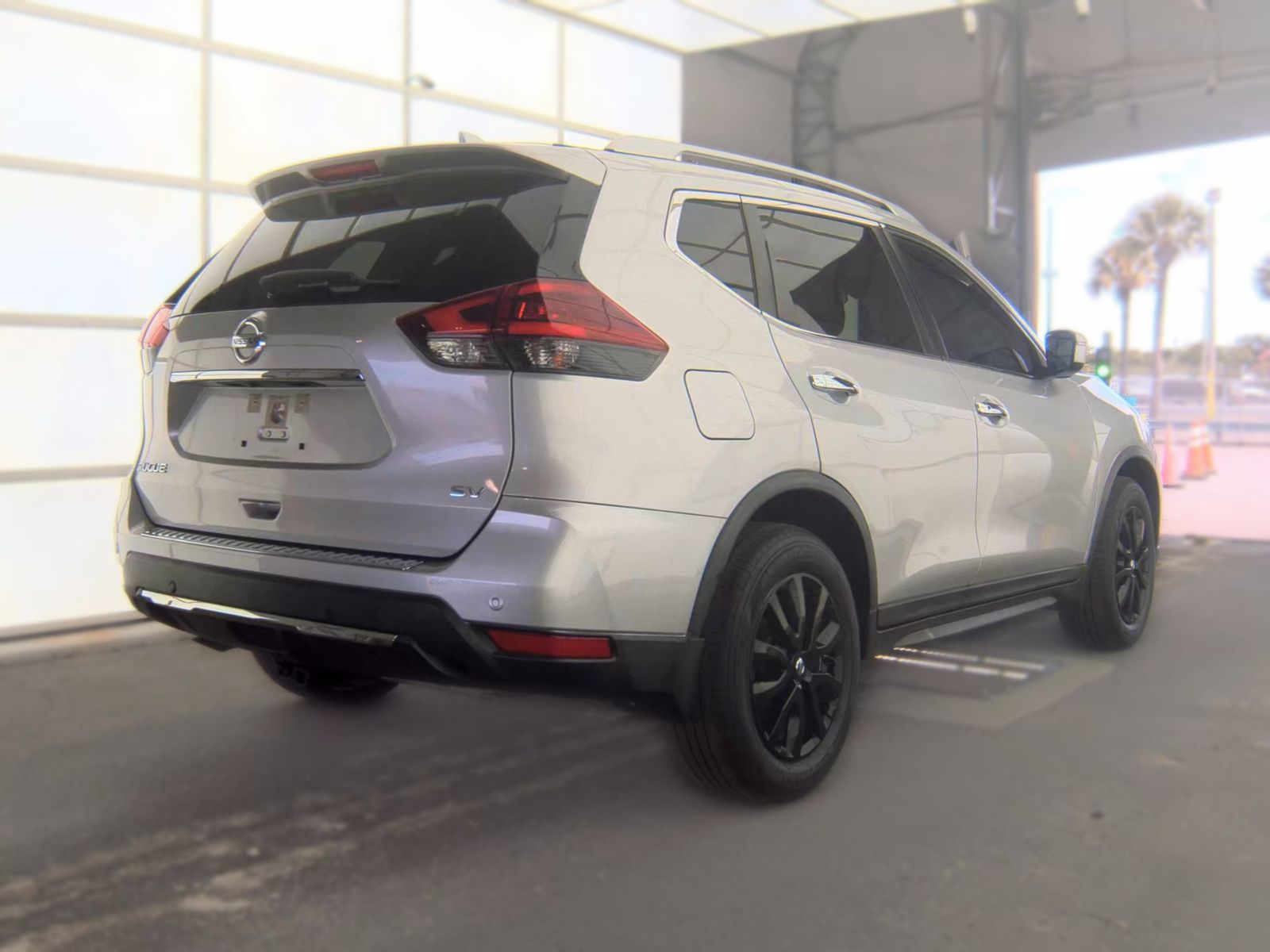 2020 Nissan Rogue SV FWD