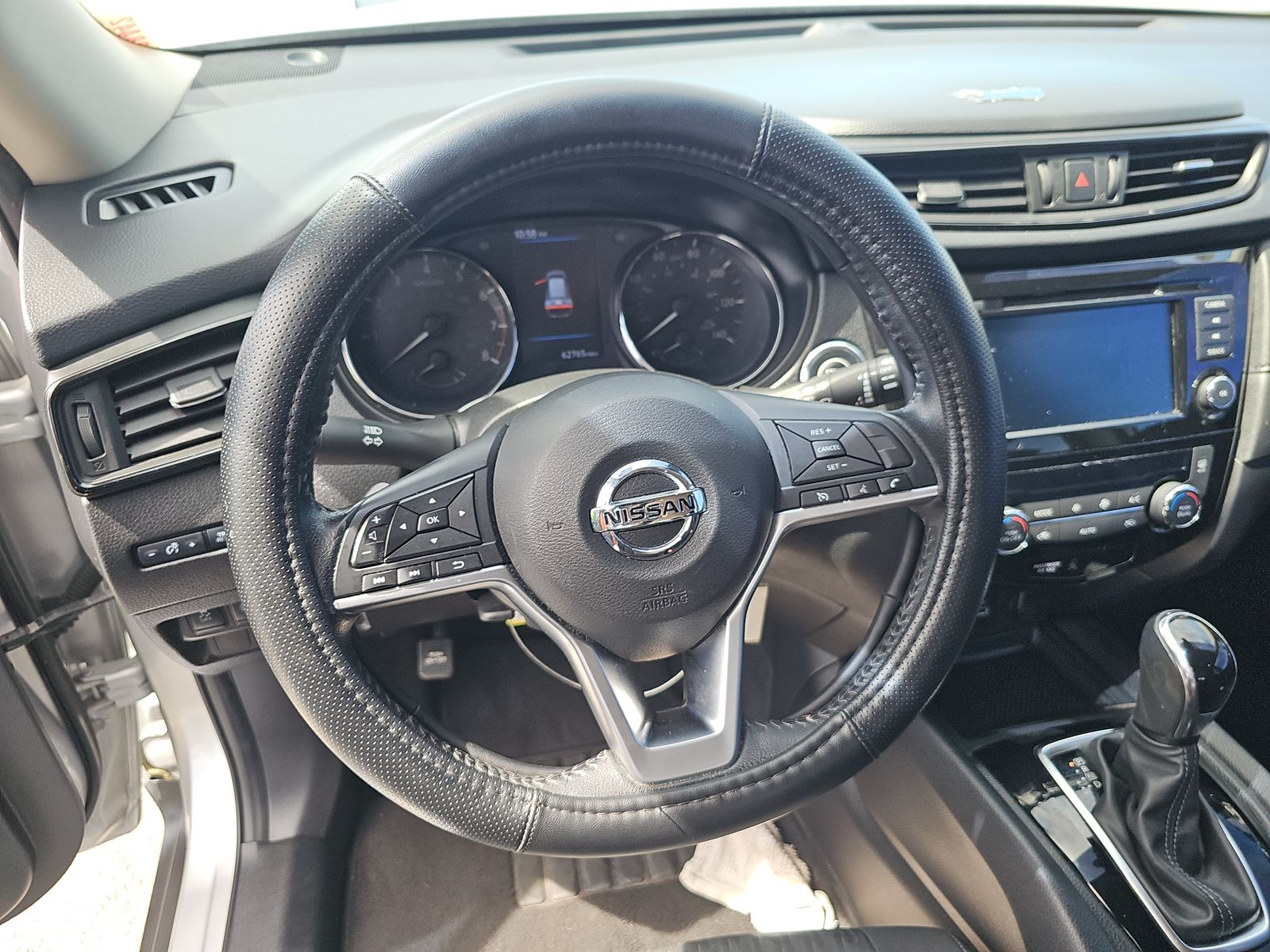 2020 Nissan Rogue SV FWD