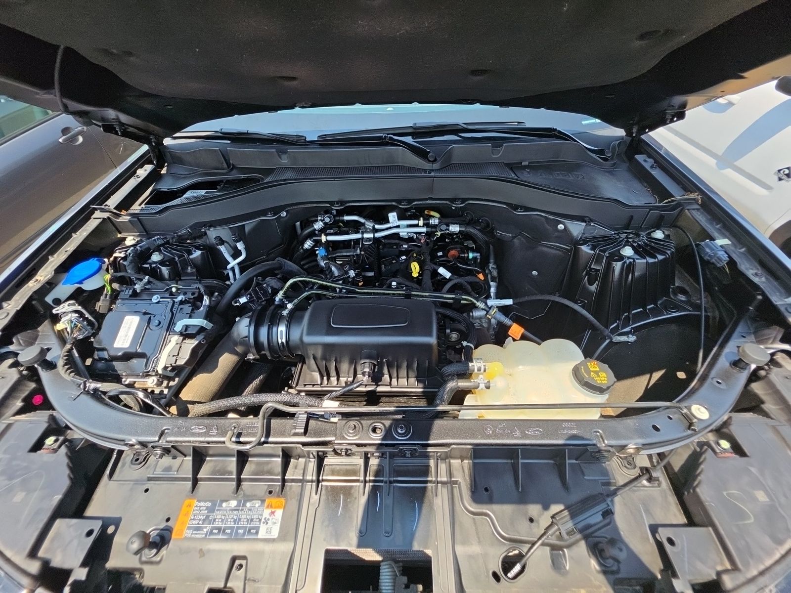 2023 Ford Explorer XLT AWD