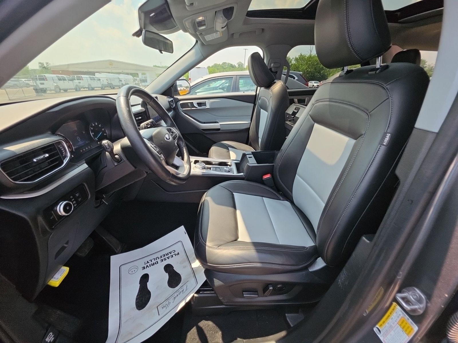 2023 Ford Explorer XLT AWD