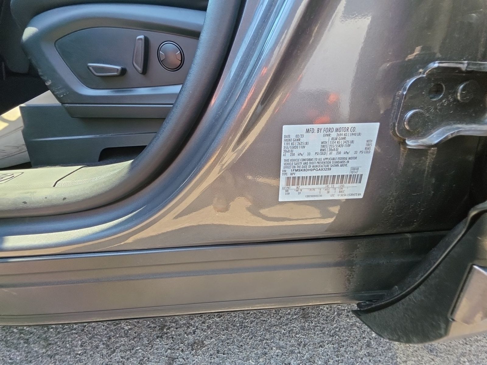 2023 Ford Explorer XLT AWD