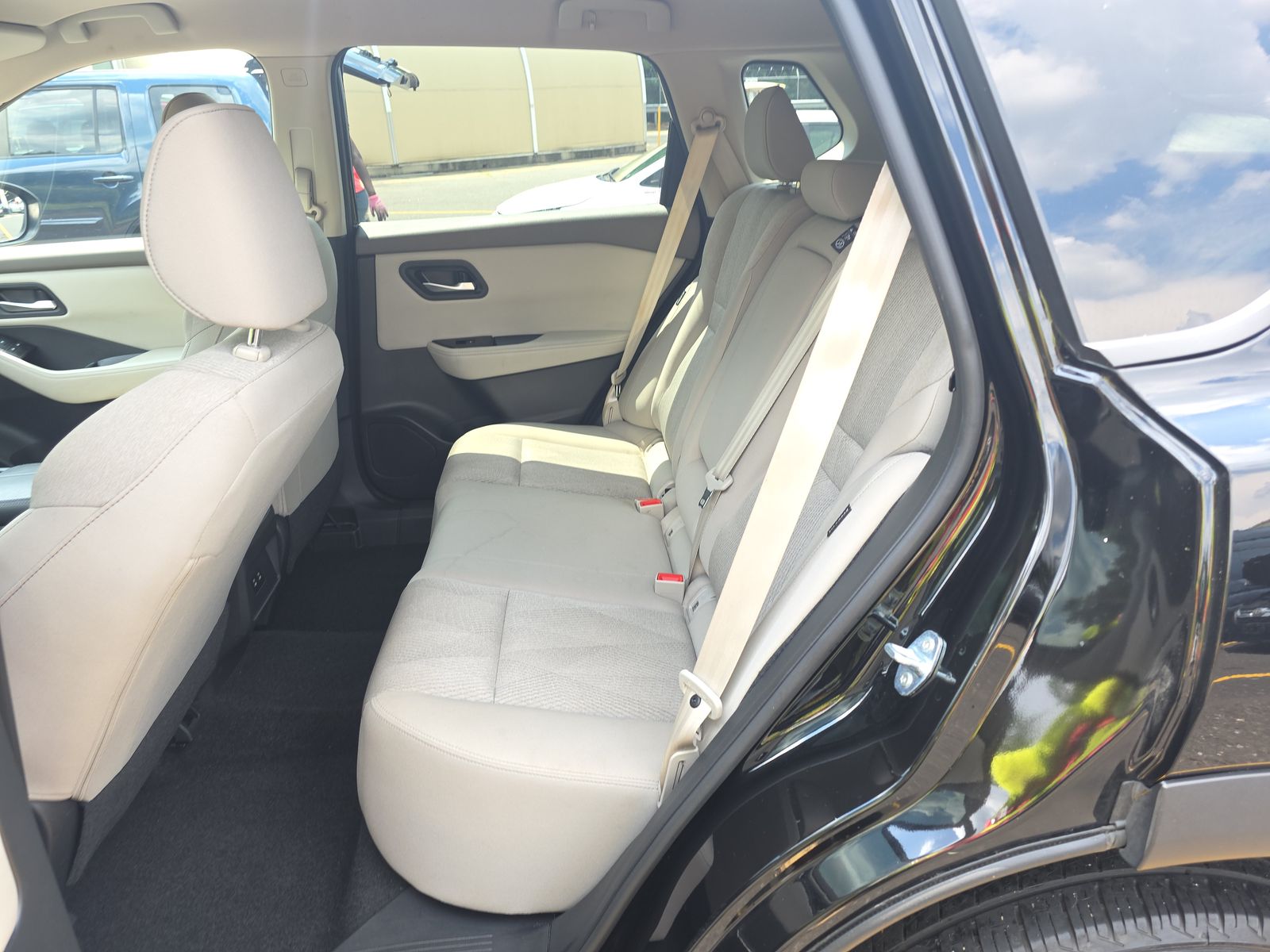 2025 Nissan Rogue SV FWD