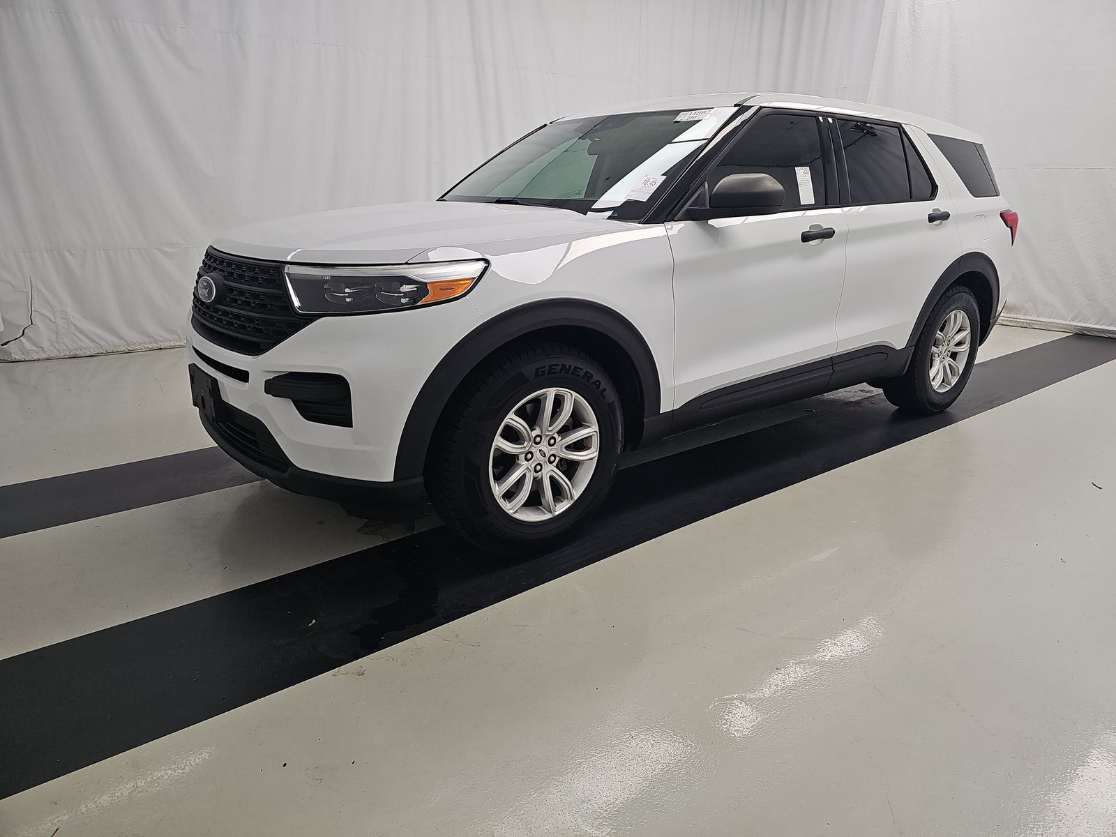2020 Ford Explorer Base RWD