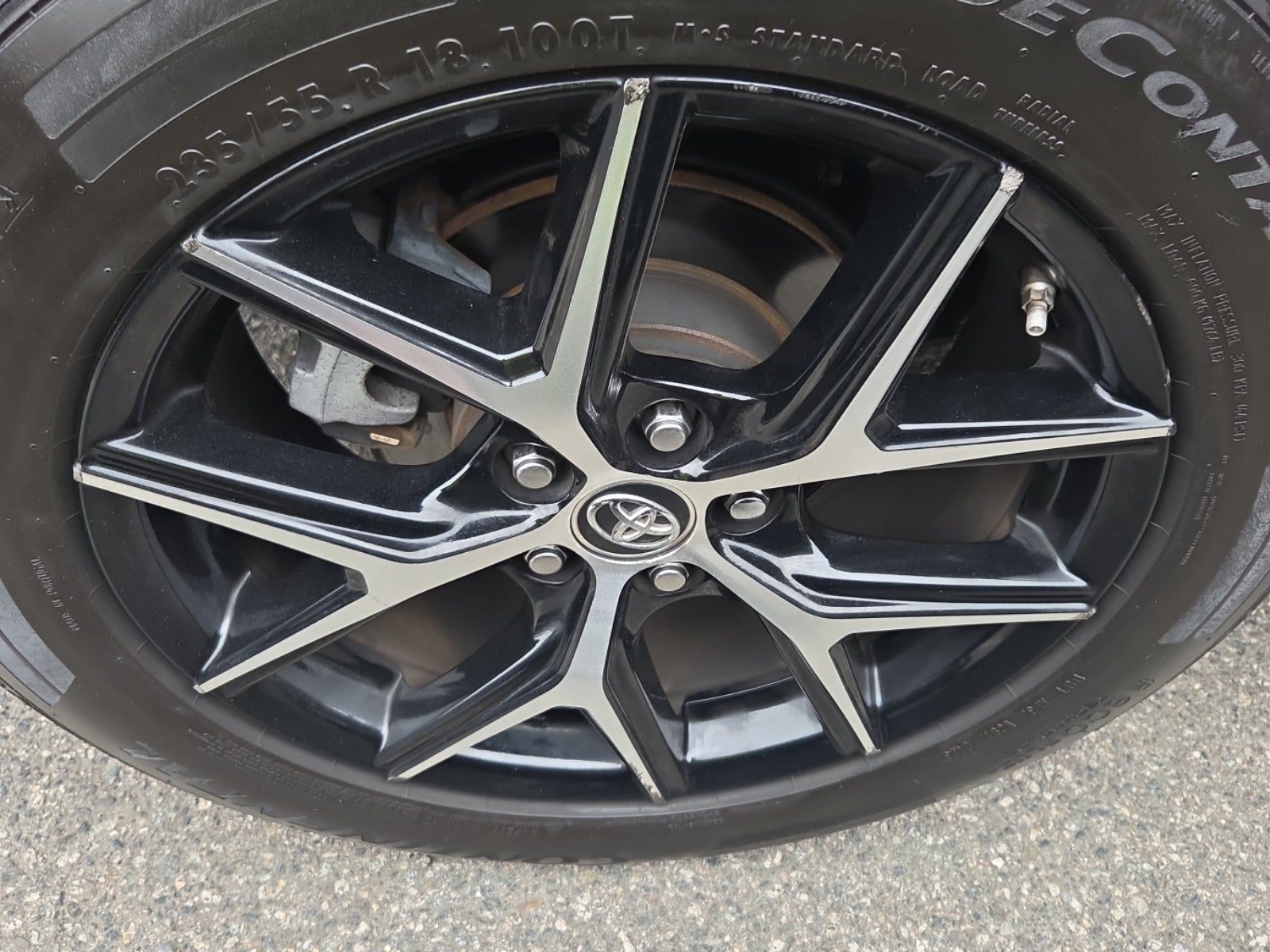 2018 Toyota RAV4 SE FWD
