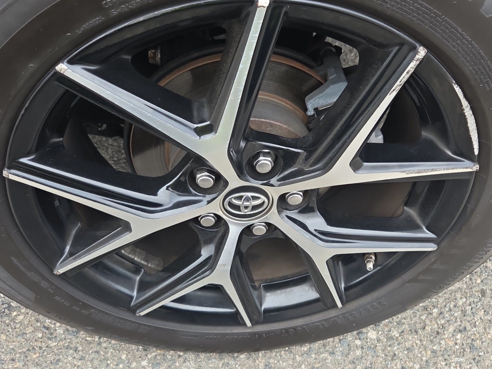 2018 Toyota RAV4 SE FWD