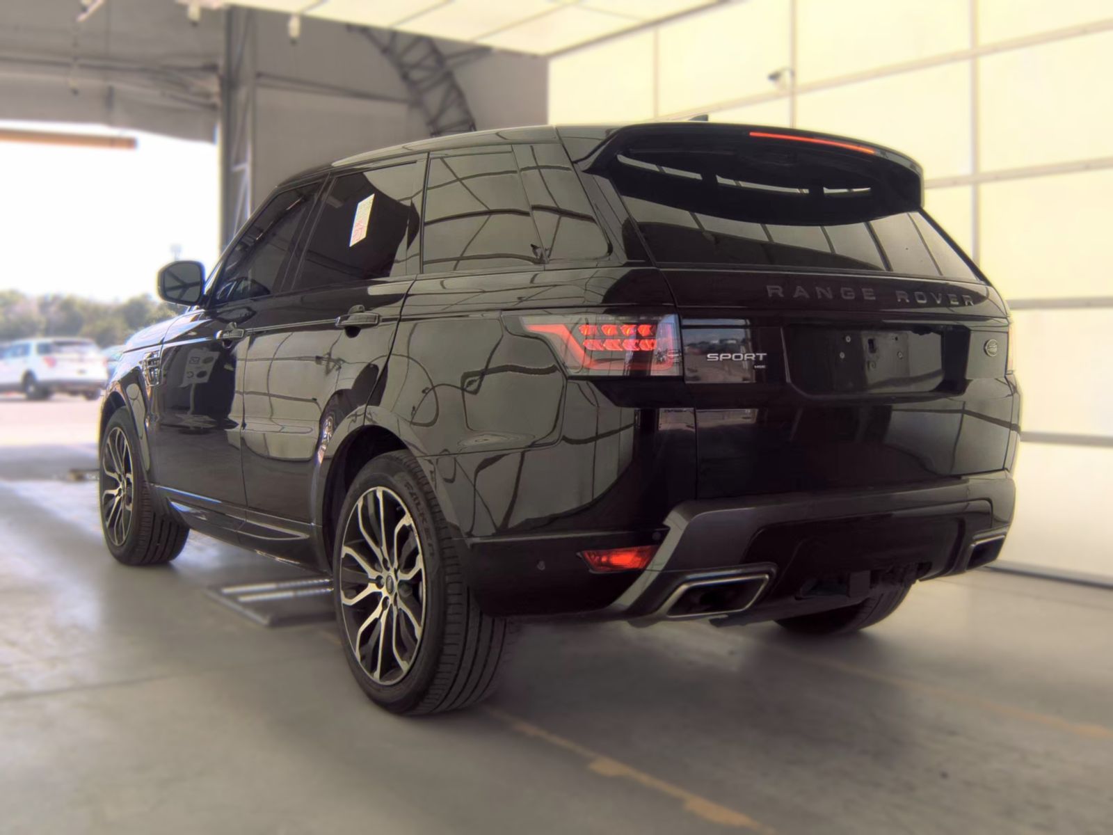 2021 Land Rover Range Rover Sport HSE Silver Edition FWD