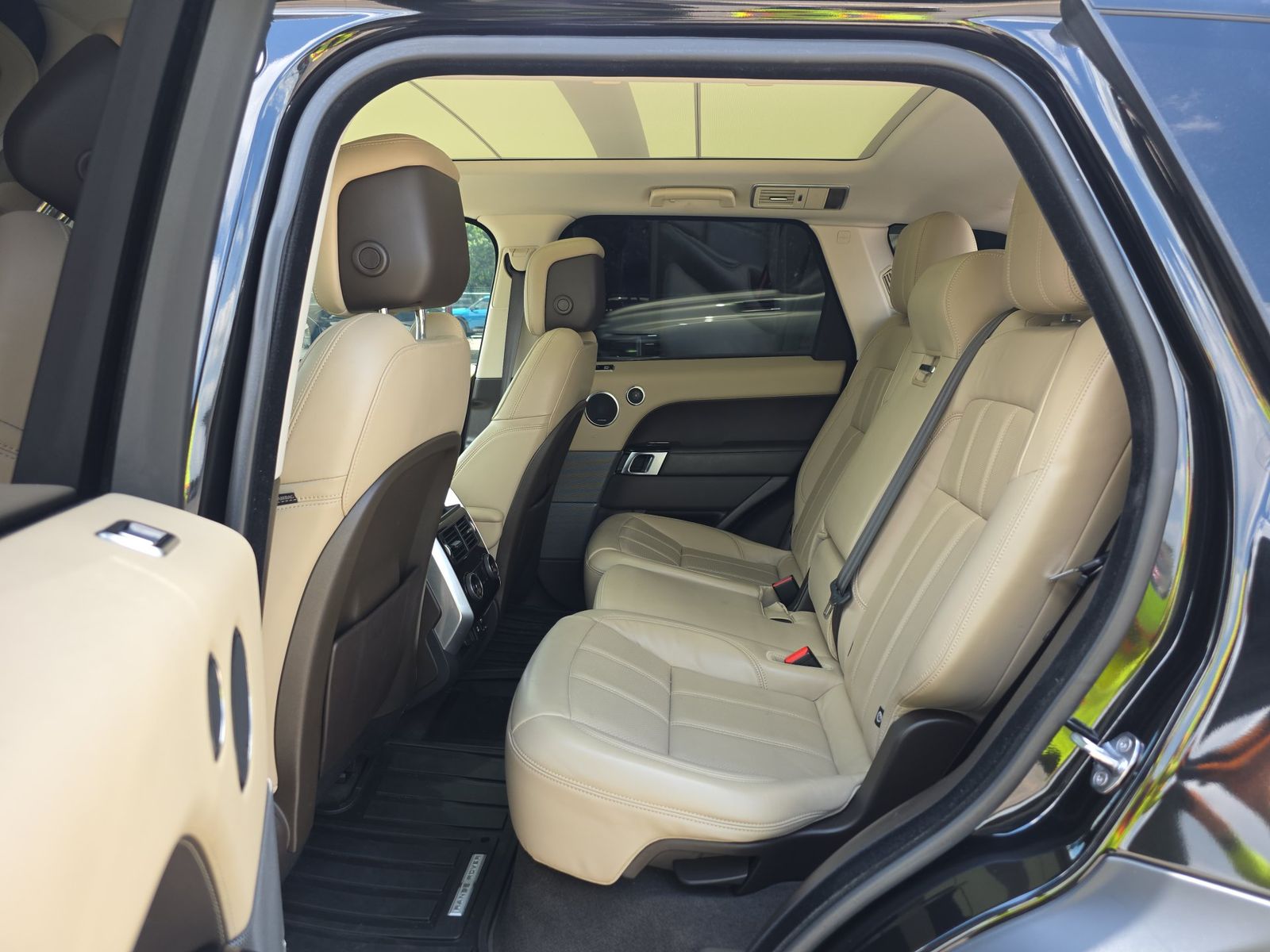 2021 Land Rover Range Rover Sport HSE Silver Edition FWD