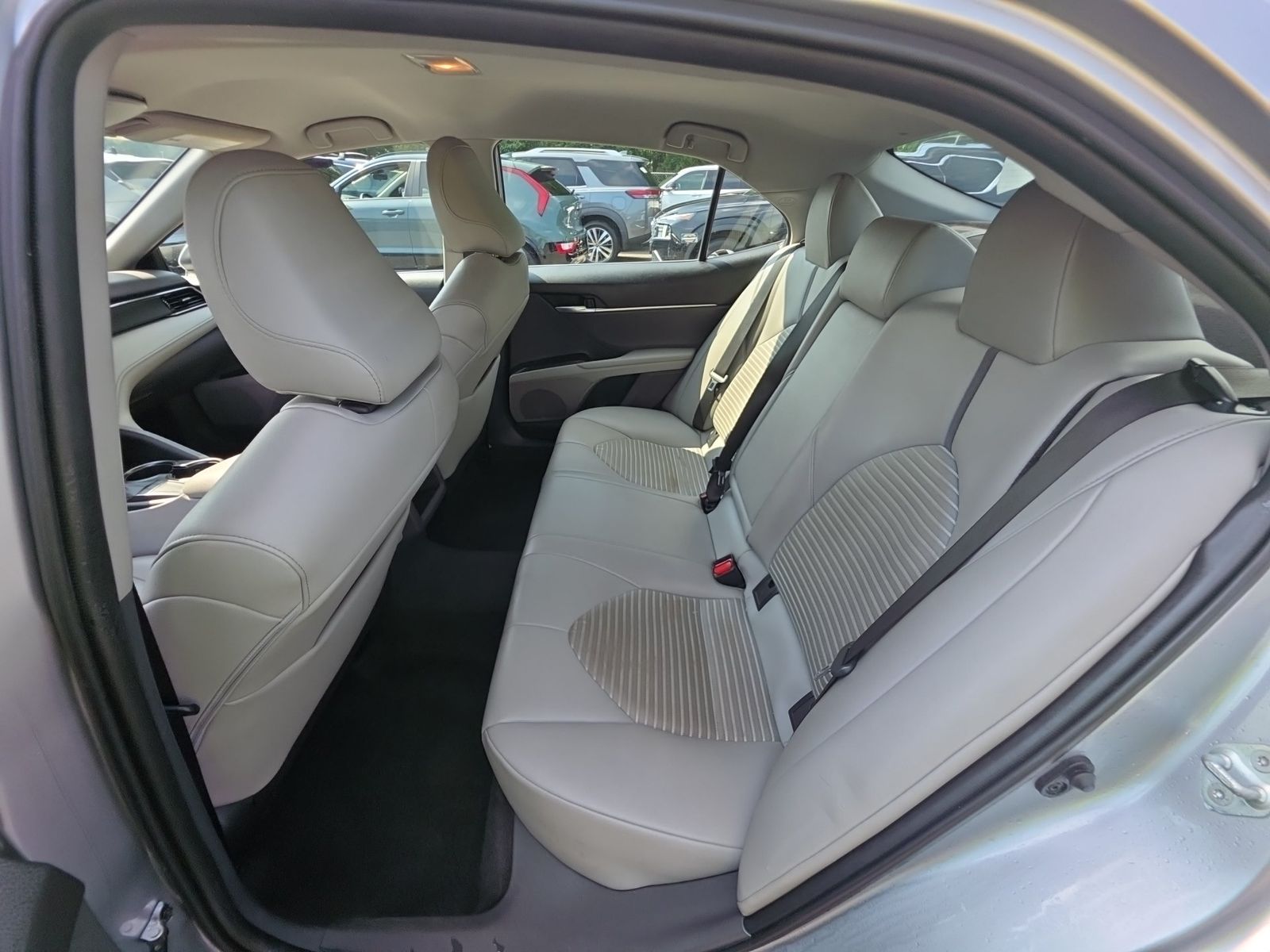2022 Toyota Camry SE FWD