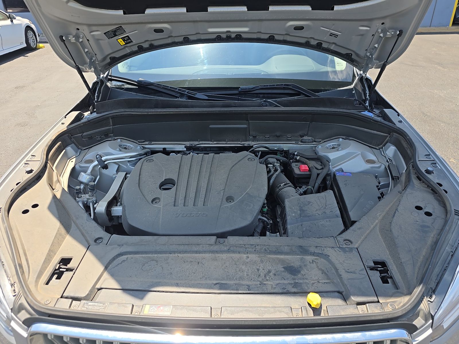 2025 Volvo XC90 B5 Core FWD