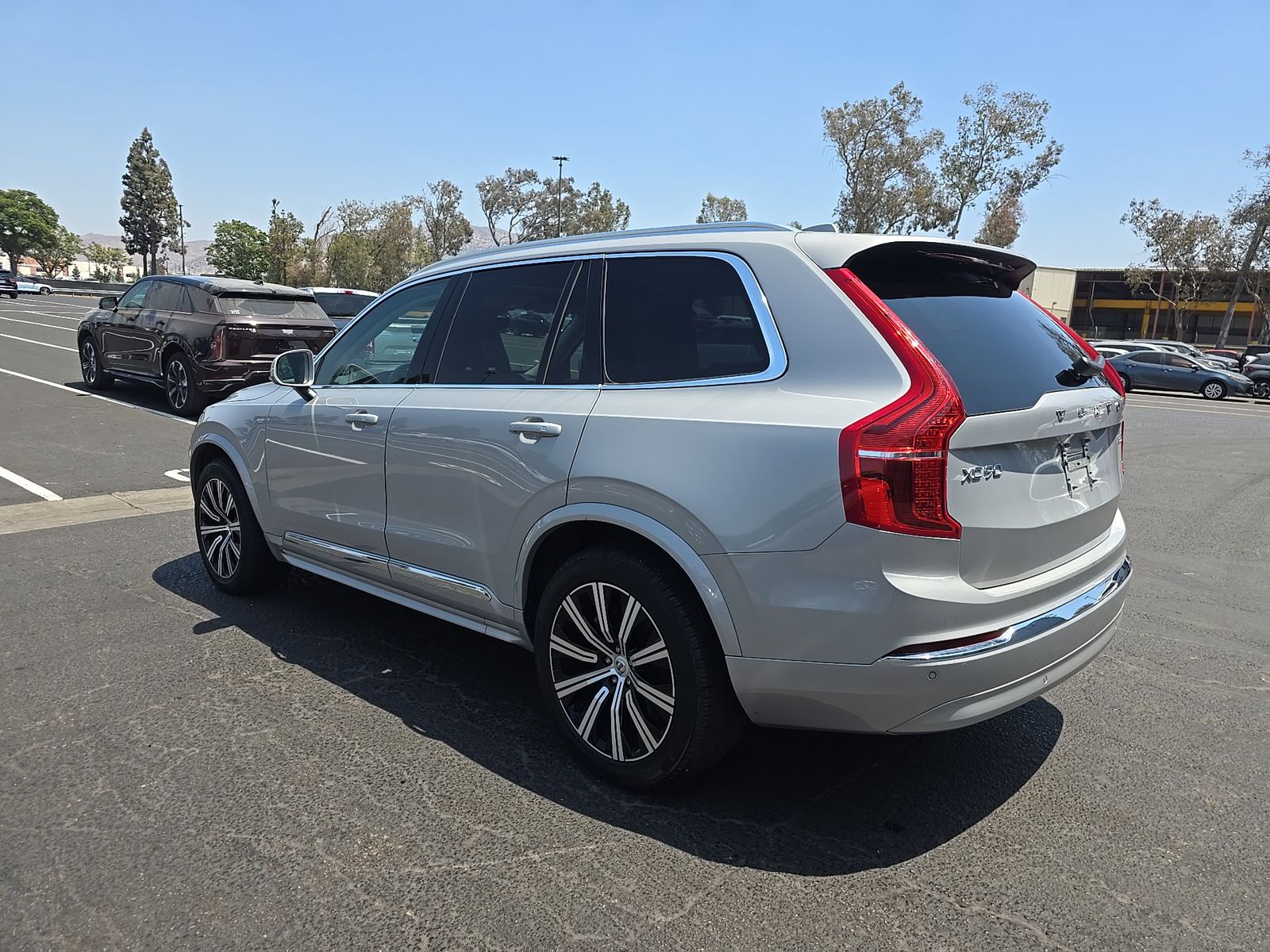 2025 Volvo XC90 B5 Core FWD