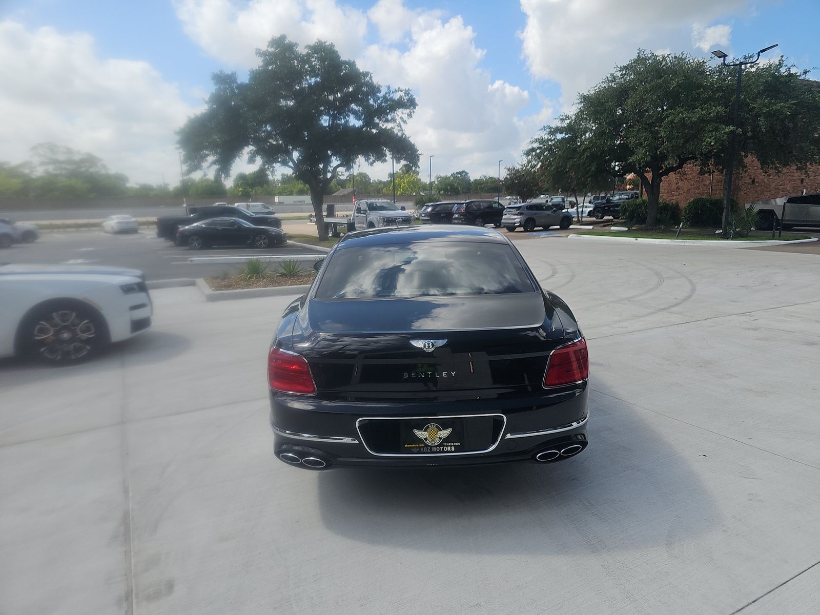 2023 Bentley Flying Spur V8 Azure AWD