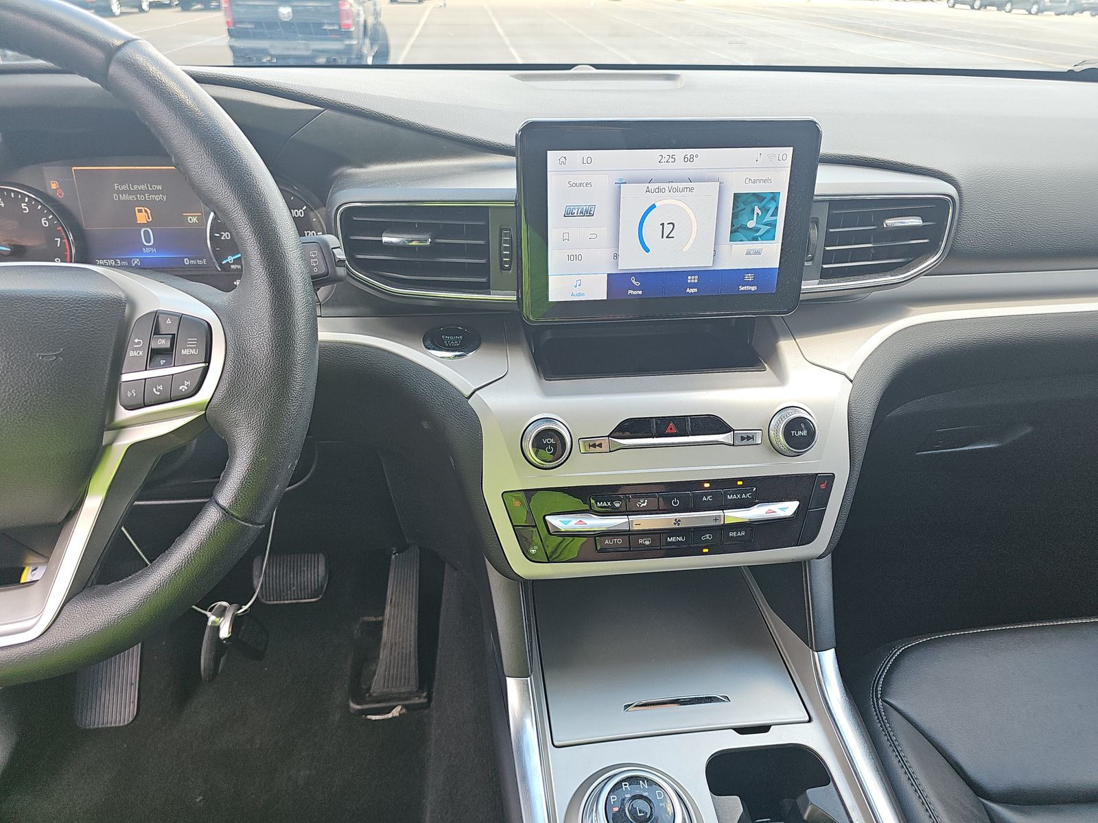 2023 Ford Explorer XLT AWD
