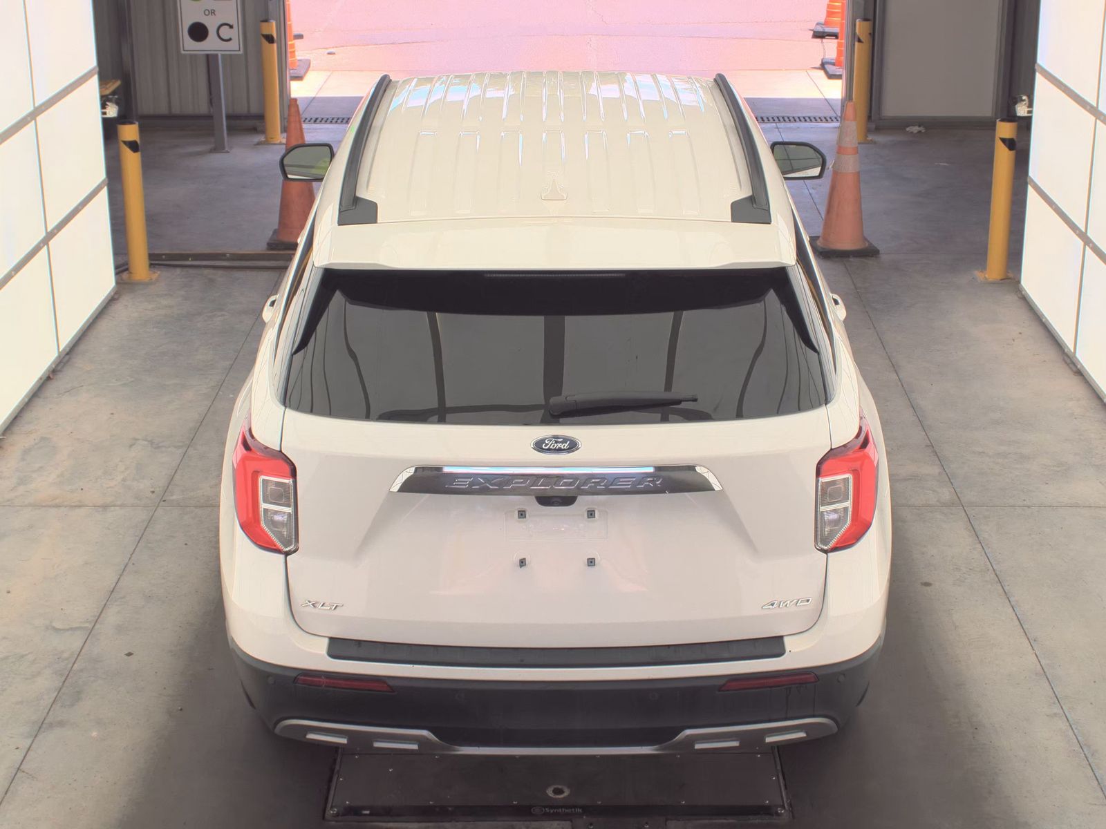 2023 Ford Explorer XLT AWD