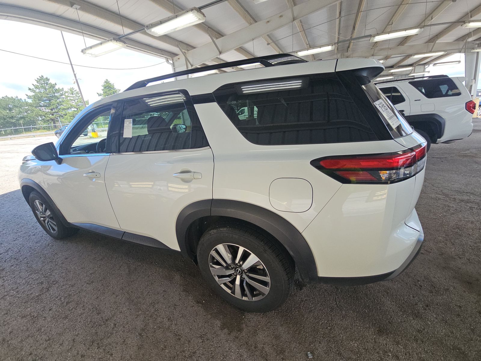 2026 Nissan Pathfinder SL AWD