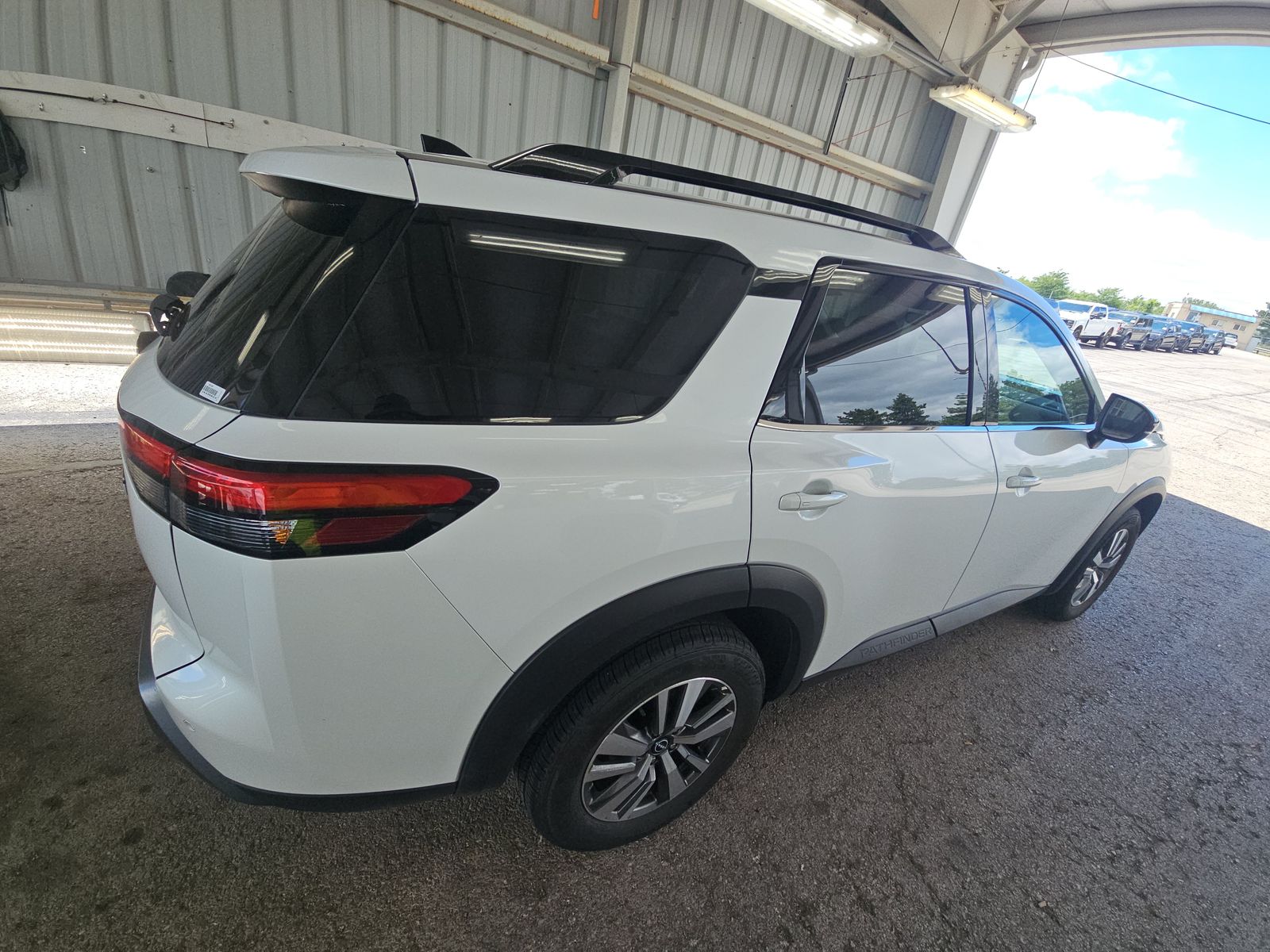 2026 Nissan Pathfinder SL AWD
