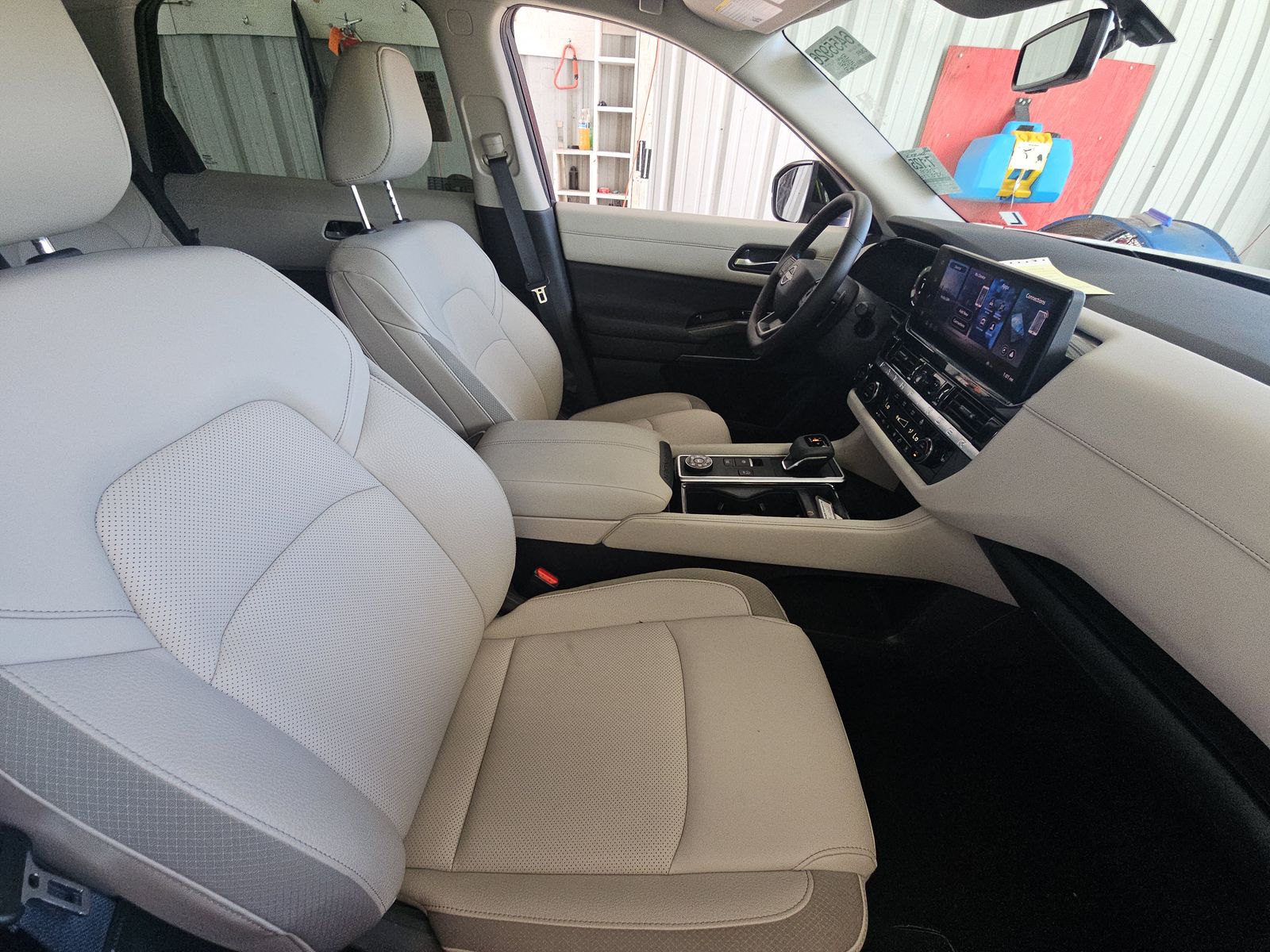 2026 Nissan Pathfinder SL AWD