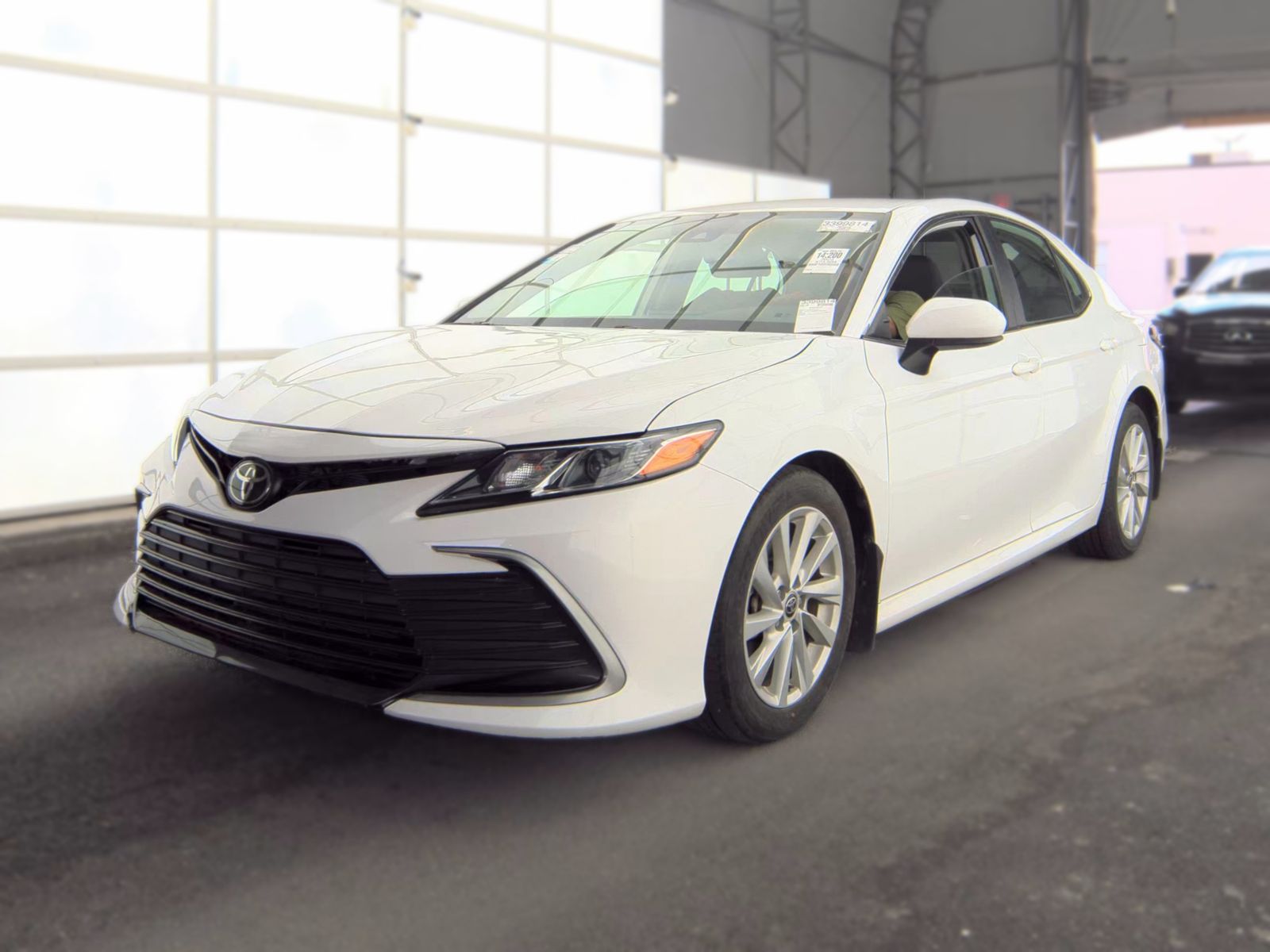 2023 Toyota Camry LE FWD
