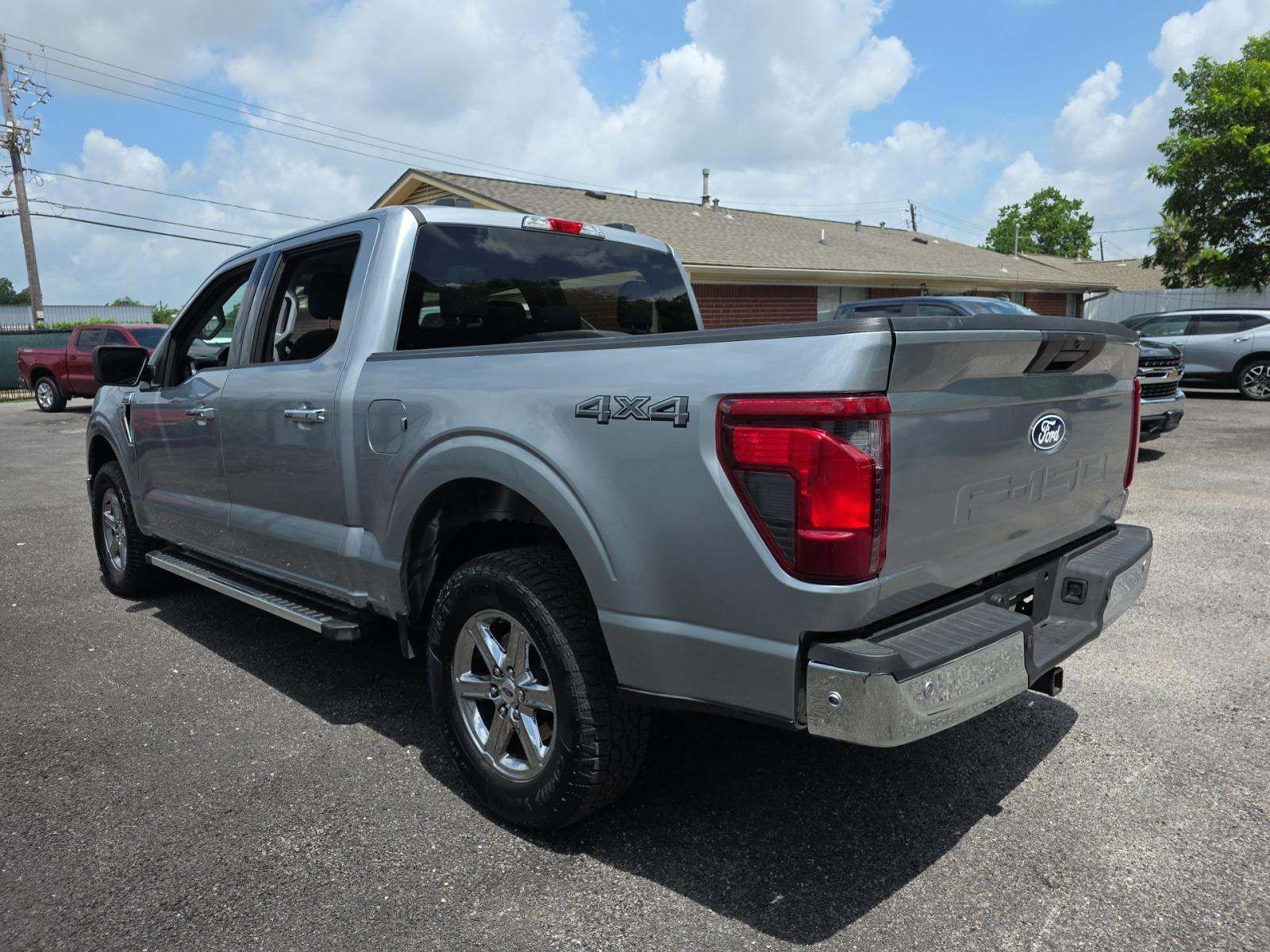 2025 Ford F-150 XLT AWD