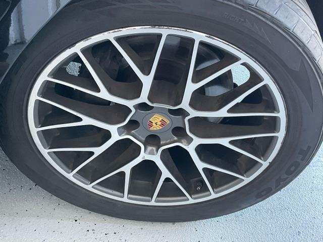 2018 Porsche Macan Sport Edition AWD