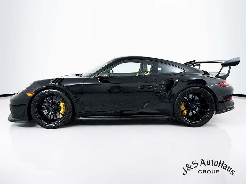 2019 Porsche 911 GT3 RS RWD