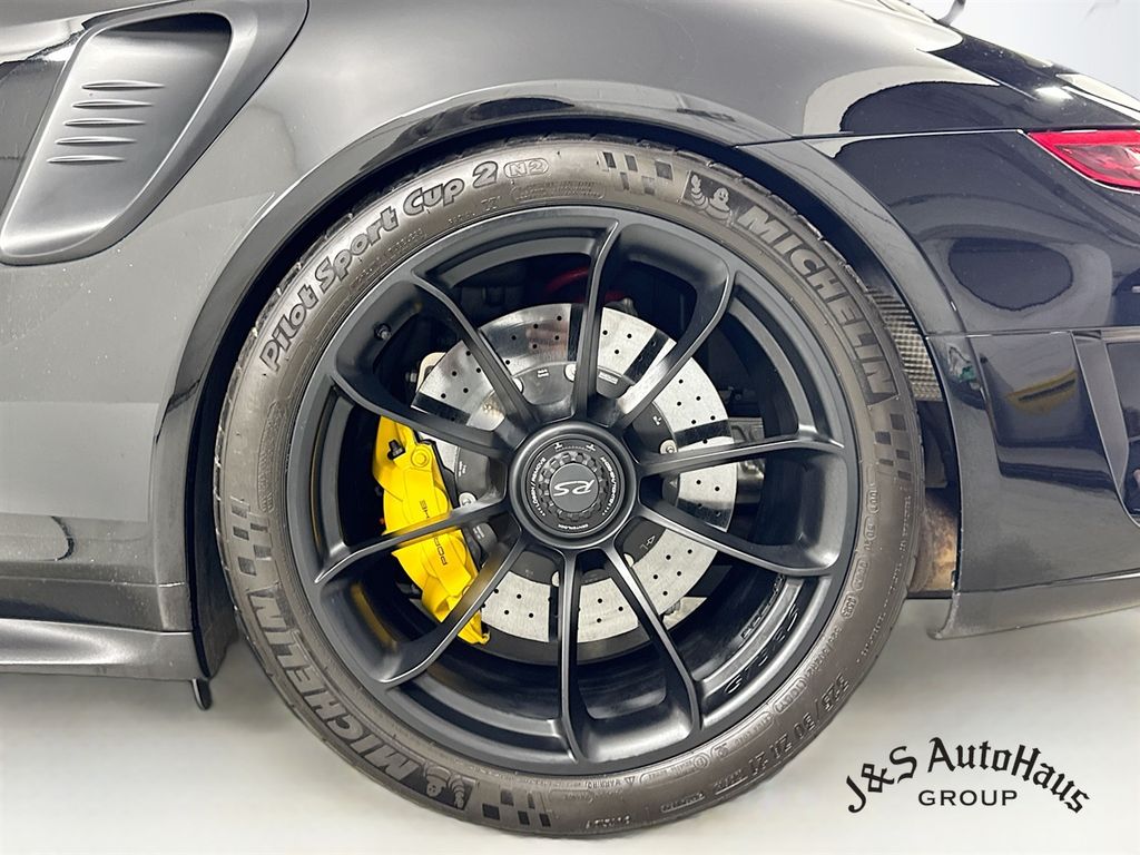 2019 Porsche 911 GT3 RS RWD