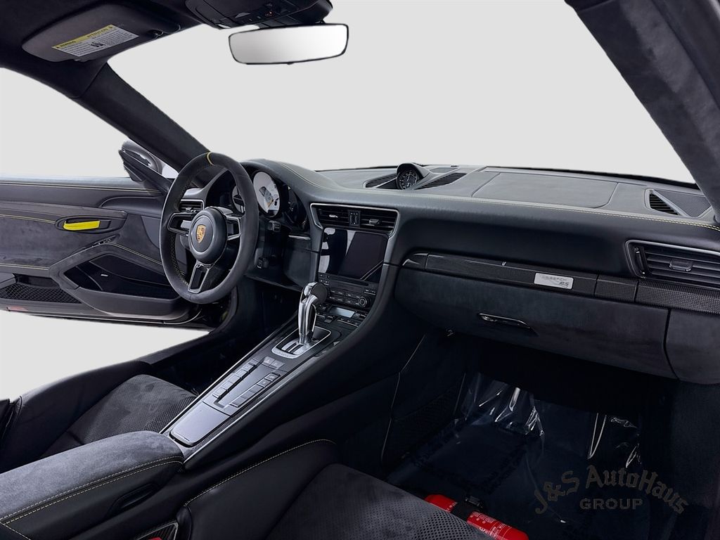 2019 Porsche 911 GT3 RS RWD