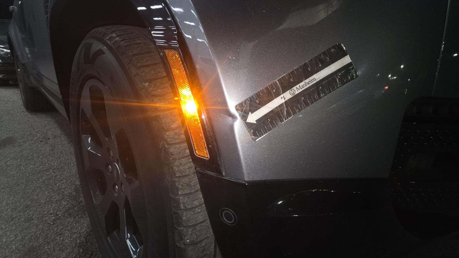 2022 Land Rover Defender 110 X-Dynamic SE AWD