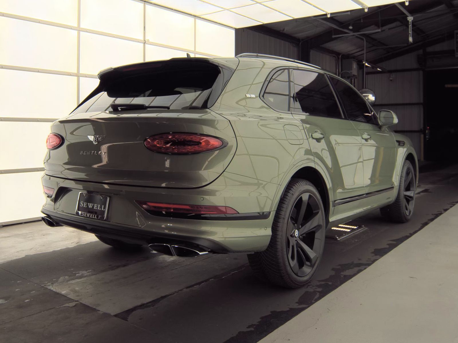 2022 Bentley Bentayga V8 AWD