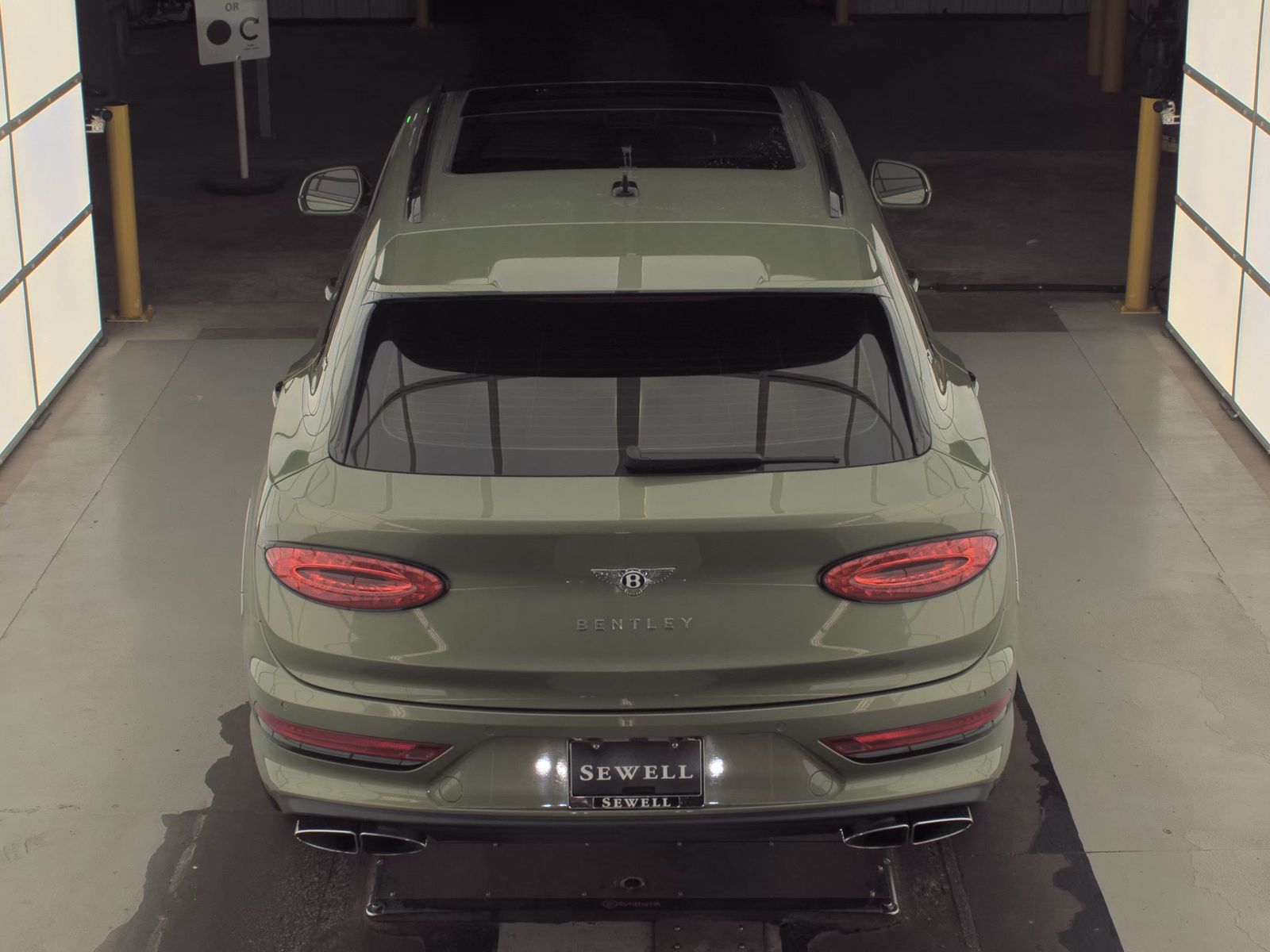 2022 Bentley Bentayga V8 AWD