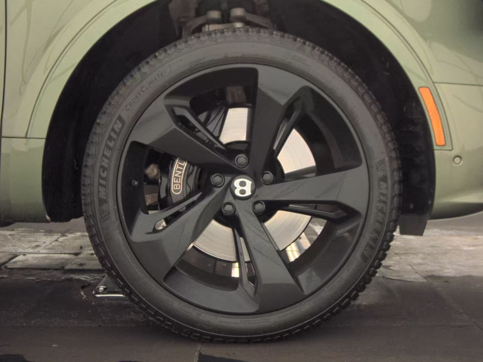 2022 Bentley Bentayga V8 AWD