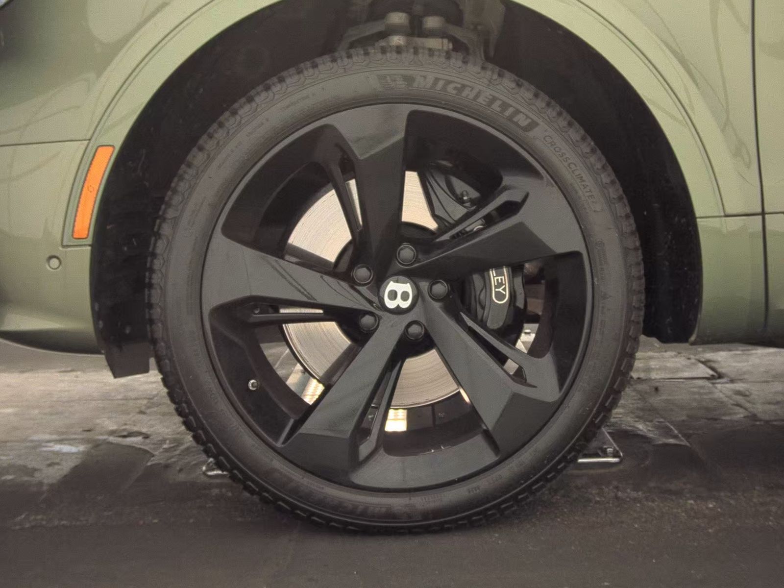 2022 Bentley Bentayga V8 AWD