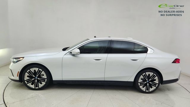 2026 BMW 5 Series 540i xDrive AWD
