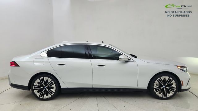 2026 BMW 5 Series 540i xDrive AWD