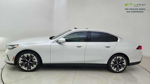 2026 BMW 5 Series 540i xDrive AWD