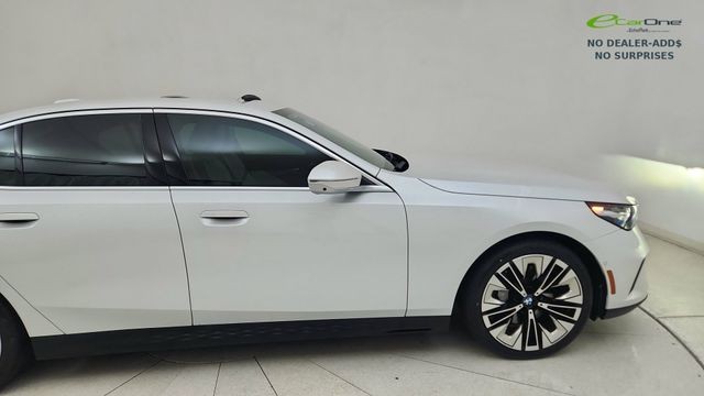 2026 BMW 5 Series 540i xDrive AWD