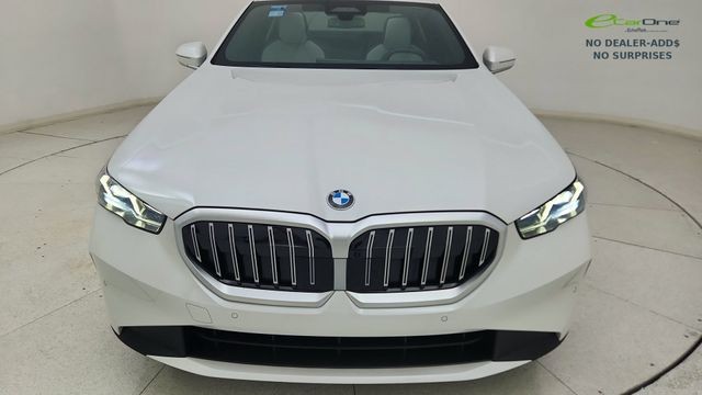 2026 BMW 5 Series 540i xDrive AWD
