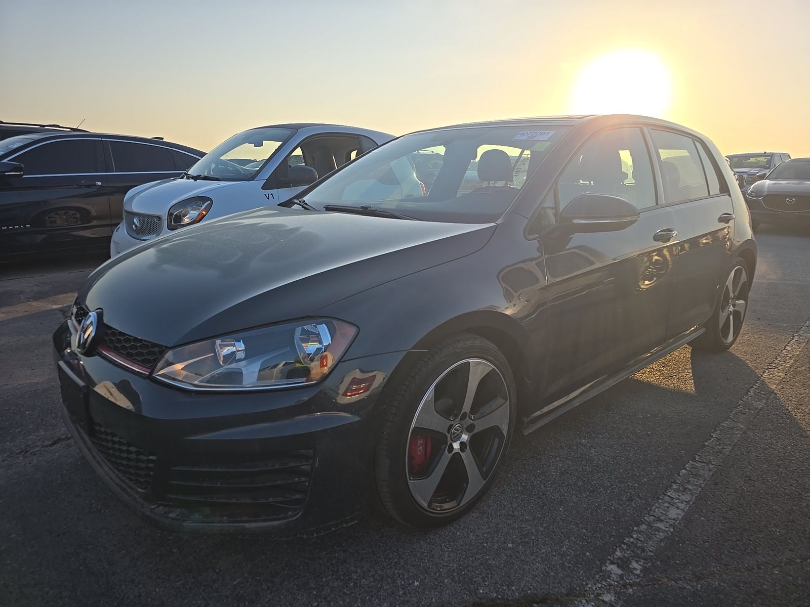 2017 Volkswagen Golf GTI 2.0T SE FWD