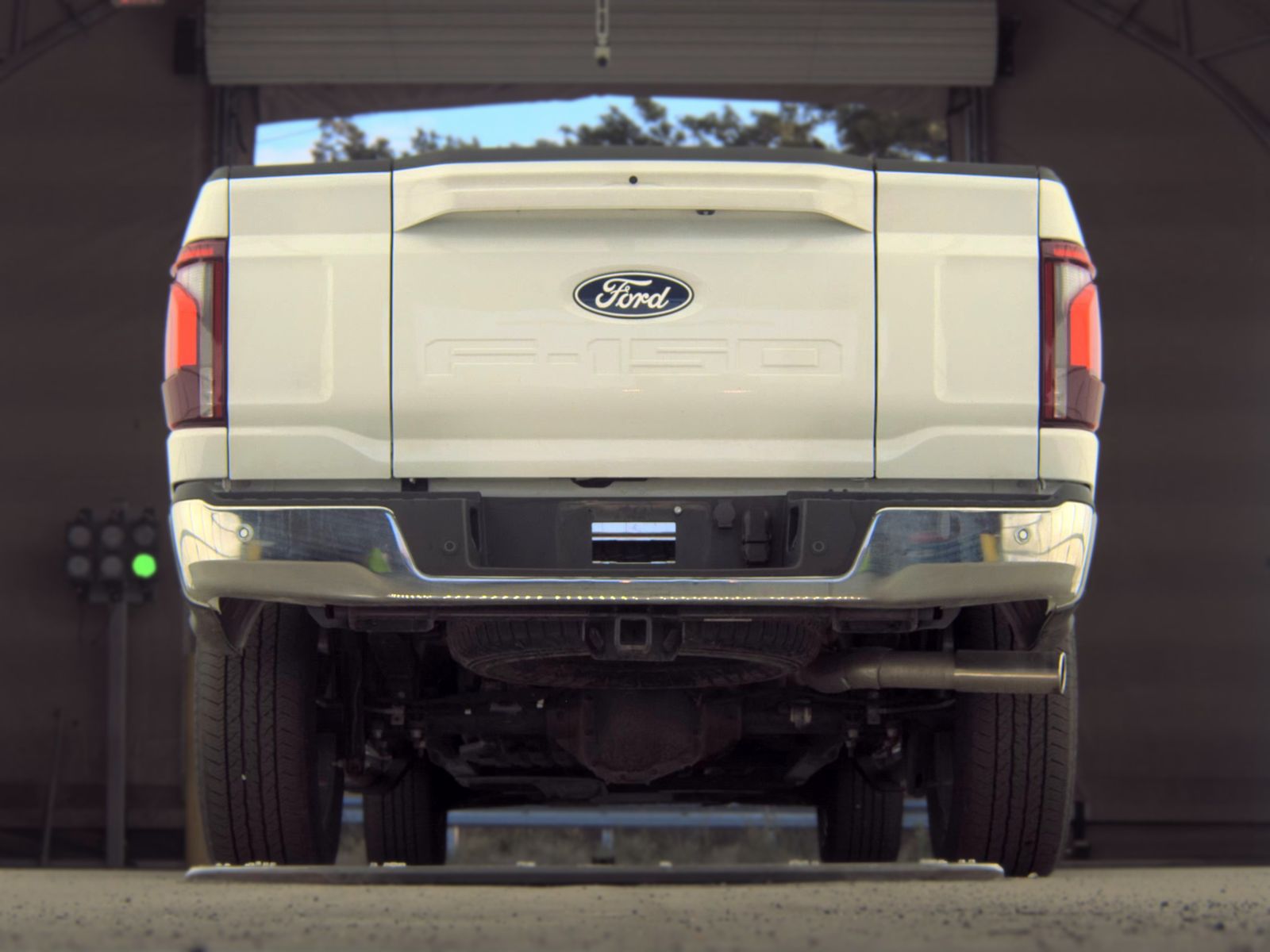2025 Ford F-150 Lariat AWD