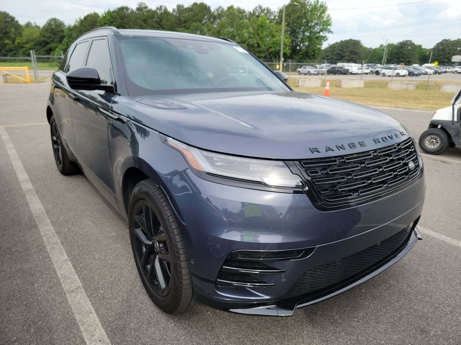 2026 Land Rover Range Rover Velar Dynamic SE AWD