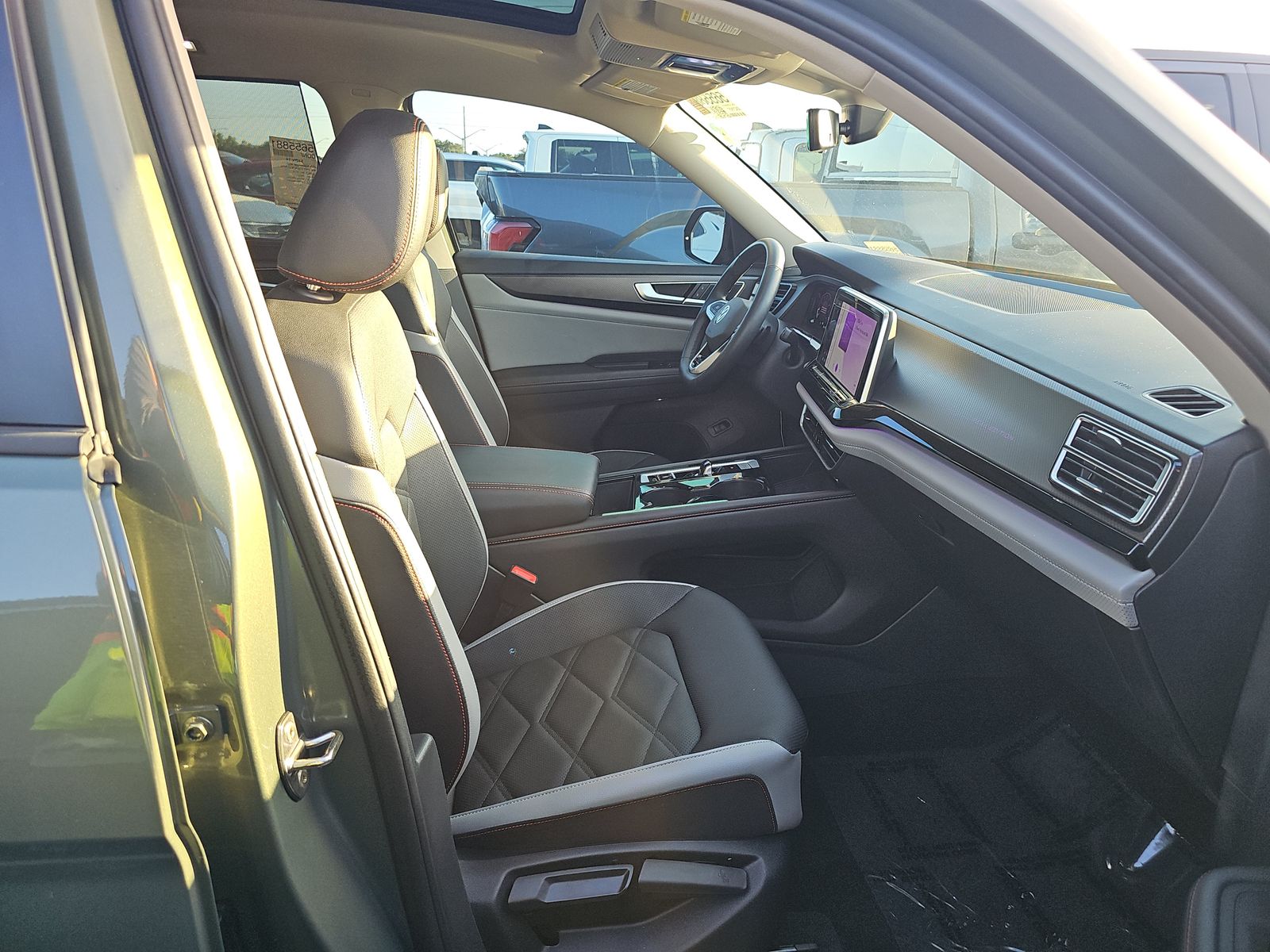2025 Volkswagen Atlas 2.0T Peak Edition AWD